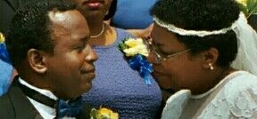 Newlywed Christians can't take their eyes off each other